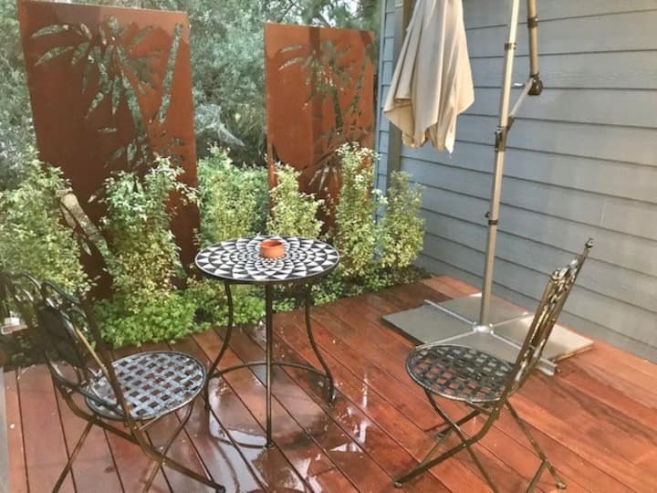 Hampton Rye Hamptons In Rye Green Room 3 Mins to Hot Springs! β Hamptons in Rye